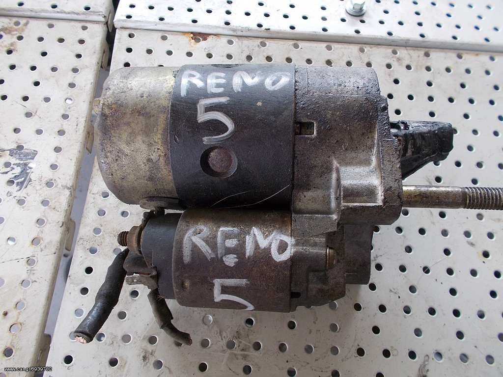 ΜΙΖΑ RENAULT 5