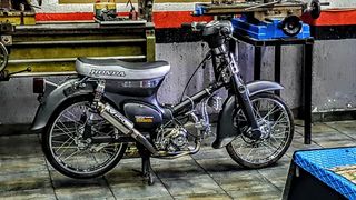 Honda 1989 C50C (στρογγυλοφαναρο)-thumb-7