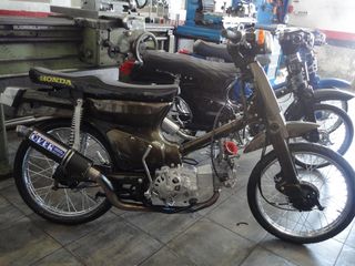 Honda 1989 C50C (στρογγυλοφαναρο)-thumb-24