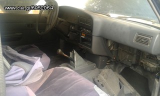 Toyota Hilux  '94-thumb-7