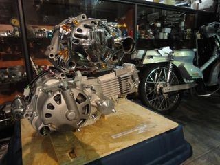 Kefali takegawa superhead 4v gia honda c50 glx dax chaly astrea supra ss50 z50j Z50R monkey Gorilla lifan skyteam Jincheng Jintong JC50 MODIFYING GARAGE "since1993" TAKEGAWAGR - 4miniracingparts,gr-thumb-86