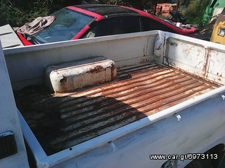 Mazda 1986 Datun-thumb-3