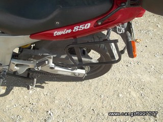 YAMAHA TDM 850-thumb-10