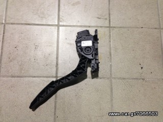 ΠΕΝΤΑΛ ΓΚΑΖΙΟΥ AΠΟ LAND ROVER FREELANDER 2 DIESEL 2005-2012-thumb-1
