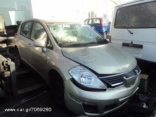 NISSAN TIIDA-thumb-1