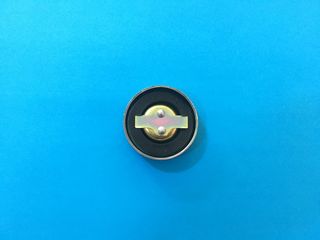 ΤΑΠΑ ΒΕΝΖΙΝΗΣ MAZDA 1200 -thumb-2