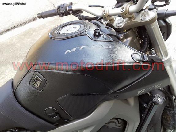 Κάλυμμα ντεπόζιτου Bagster Yamaha MT-09 (Μαύρο)