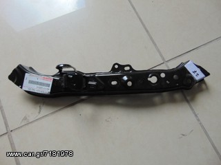 TOYOTA AURIS ΜΕΤΩΠΗ ΠΑΝΩ ΒΑΣΗ  ΔΕΞΙΑ 2010-2013 