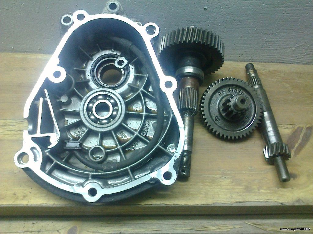 DIAFORIKA GIA RUNNER 125 4T
