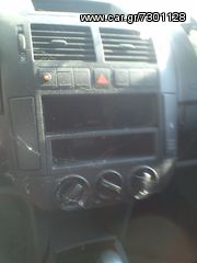 Volkswagen Polo  '04-thumb-11