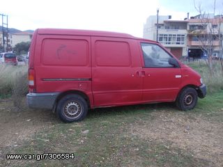 NISSAN CARGO 2000  2283cc  DIESEL-thumb-1