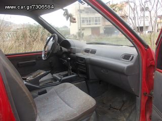NISSAN CARGO 2000  2283cc  DIESEL-thumb-5
