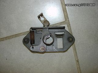 Κλειδαριά καπό για Nissan 720 