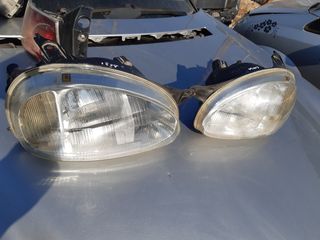 2 Φαναρια Εμπρος απο Corsa B Γνησια Μεταχειρισμενα