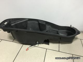 ΚΟΥΒΑΣ ΣΕΛΑΣ KYMCO DOWNTOWN 300 -thumb-1