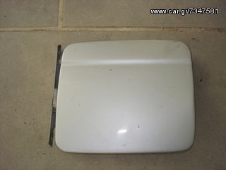 Πορτάκι ρεζερβουάρ ασημί για Nissan Almera N15 