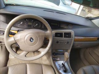 Renault Vel Satis 2004 2.0 TURBO-thumb-1