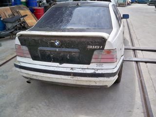 BMW E36 4DOOR-thumb-16