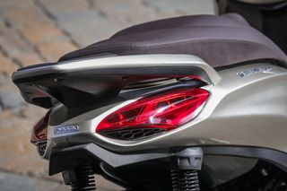 Piaggio Beverly 310 2026 ΣΑΝΤΟΡΙΝΗ ABS-thumb-12