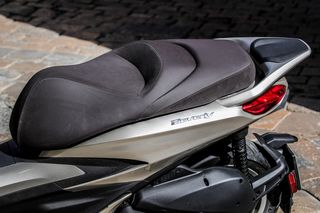 Piaggio Beverly 310 2026 ΣΑΝΤΟΡΙΝΗ ABS-thumb-15