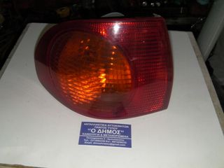 ΦΑΝΑΡΙΑ ΠΙΣΩ ΦΤΕΡΩΝ+ΚΑΠΟ R+L TOYOTA COROLLA-SDN 1998-2002
