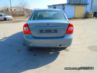Ford Focus  '08-thumb-5