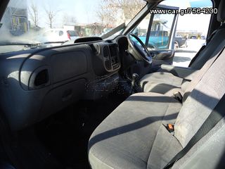 Ford Transit 2004-thumb-4