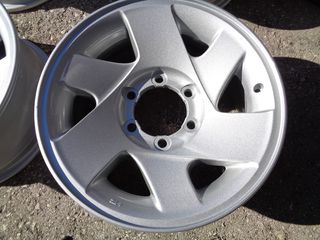 mitsubishi L200-thumb-21