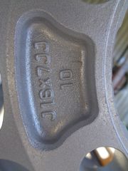 mitsubishi L200-thumb-25