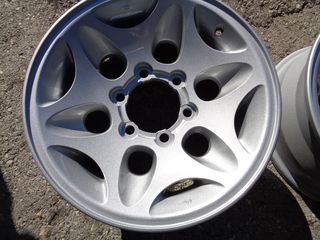 mitsubishi L200-thumb-30