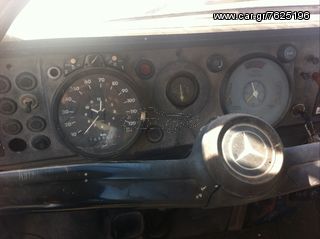 Ζωάδικο Mercedes-Benz 1982 913 813-thumb-9