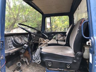 Ζωάδικο Mercedes-Benz 1982 913 813-thumb-13