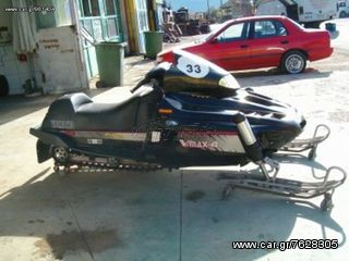 Snowmobile Yamaha 1996-thumb-2