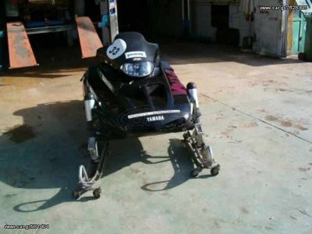 Snowmobile Yamaha 1996