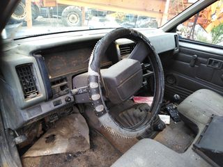 Nissan King Cab 1991 D21 4X4 DIESEL KING CAB-thumb-7