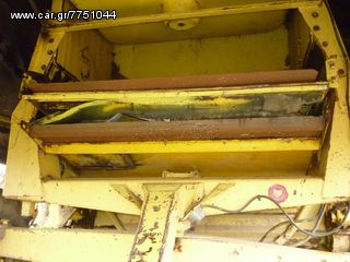 Θεριζοαλωνιστικές New Holland 2016 TF44-thumb-2