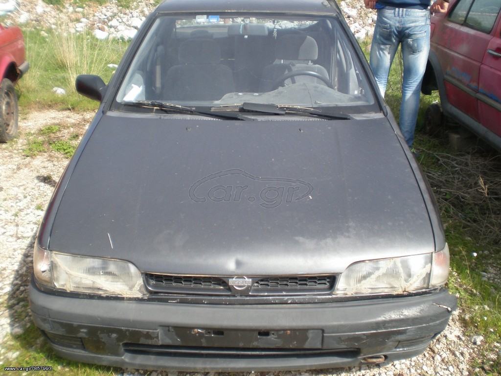 Nissan Sunny N14 1.400 16V '96