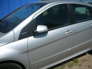 MERCEDES B CLASS  ΚΑΠΟ,ΚΟΛΩΝΕΣ,ΜΑΣΚΕΣ www.saravalaki.com