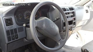 TOYOTA HIACE 2.5 D4D-thumb-5