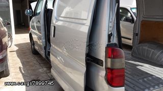 TOYOTA HIACE 2.5 D4D-thumb-1