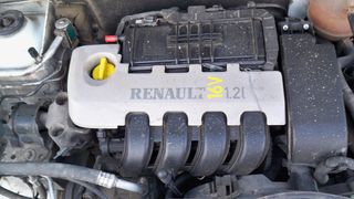 RENAULT CLIO 04'-thumb-10