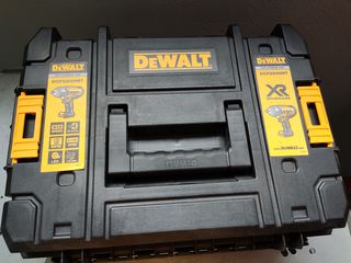 ΝΕΟ!!ΠΡΟΣΦΟΡΑ Μπουλουνοκλειδο μπαταριας DEWALT 18V 2 X ΜΠΑΤΑΡΙΕΣ 5Ah ΡΟΠΗ 1396Nm-ΞΕΣΦΙΓΜΑ 1898Nm!!! BRUSHLESS-thumb-9