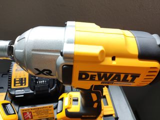 ΝΕΟ!!ΠΡΟΣΦΟΡΑ Μπουλουνοκλειδο μπαταριας DEWALT 18V 2 X ΜΠΑΤΑΡΙΕΣ 5Ah ΡΟΠΗ 1396Nm-ΞΕΣΦΙΓΜΑ 1898Nm!!! BRUSHLESS-thumb-5