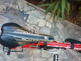 All - Mountain Scott 2015 racing team-thumb-10