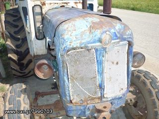 FORD FORDSON ΓΙΑ ΑΝΤΑΛΑΚΤΙΚΑ-thumb-1