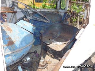 FORD FORDSON ΓΙΑ ΑΝΤΑΛΑΚΤΙΚΑ-thumb-2