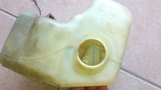 Seat Toledo 1992 - 1999.// ΔΟΧΕΙΟ ΝΕΡΟΥ ΥΑΛΟΚΑΘΑΡΙΣΤΗΡΩΝ \\ Γ Ν Η Σ Ι Α-ΚΑΛΟΜΕΤΑΧΕΙΡΙΣΜΕΝΑ-ΑΝΤΑΛΛΑΚΤΙΚΑ