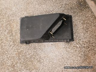 MITSUBISHI CARISMA 95-05 ΚΑΠΑΚΙ ΦΙΛΤΡΟΥ ΑΕΡΑ ΓΝΗΣΙΟ, ΚΩΔ. MR160189