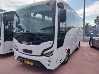 Isuzu 2025-thumb-4