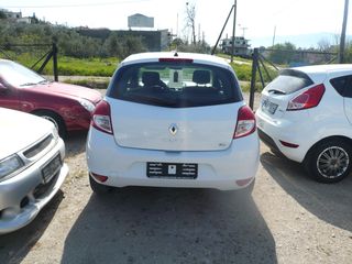 Renault Clio 2011 1.5 DCI DIESEL VAN-thumb-4